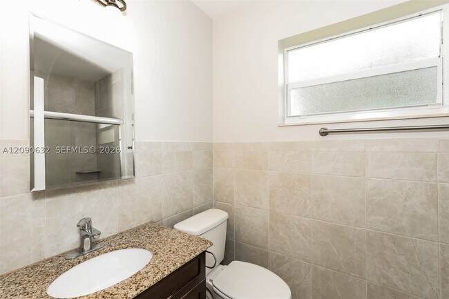 Building Photo - 2200 N 55th Ave