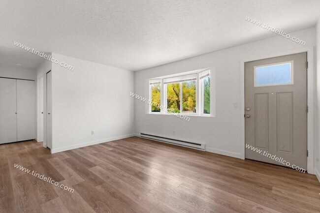 Building Photo - 8442 SE 23rd Ave