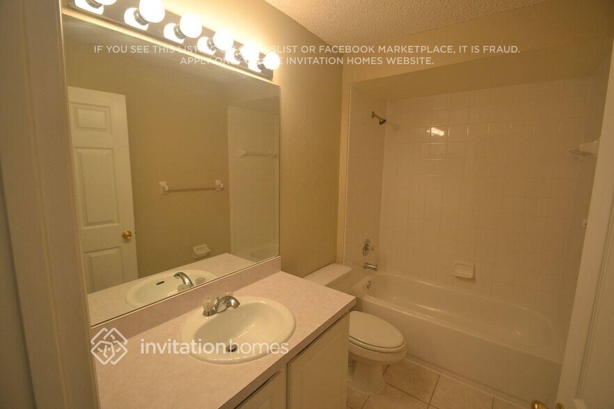 Building Photo - 388 Oak Springs Ct
