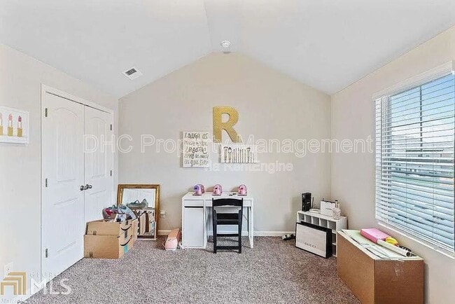 Building Photo - 4999 Rapahoe Trail