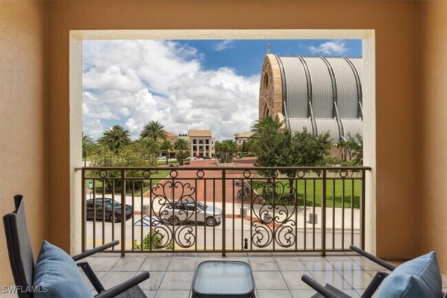 Primary Photo - 5080 Annunciation Cir