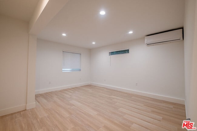 Building Photo - 2107 Pullman Ln