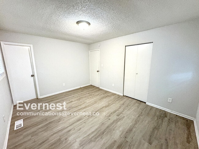 Building Photo - 10703 Pintail Pl