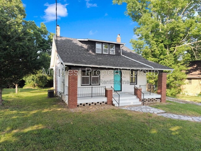 Building Photo - 11560 Old Halls Ferry Rd