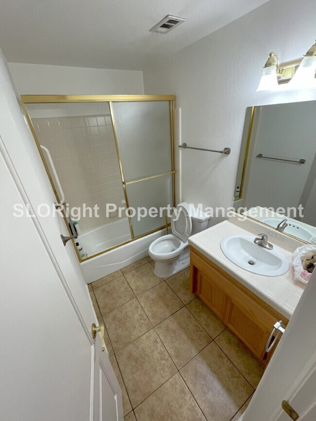 Building Photo - AVAILABLE AUGUST- Beautiful 3 Bed / 2 Bath in Nipomo