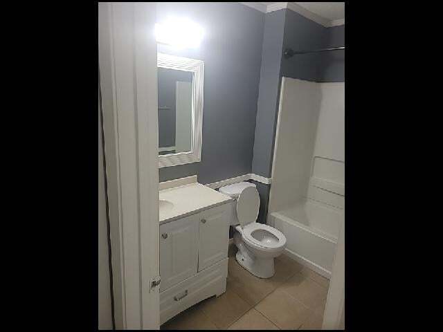 Building Photo - 1702 Calgary Trail