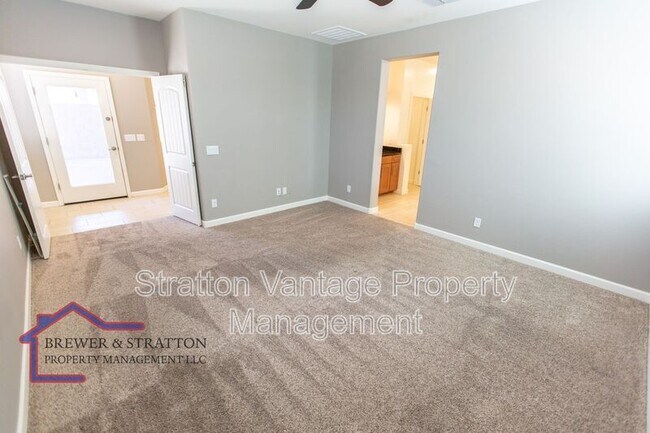 Building Photo - 4118 E Hoot Owl Trail