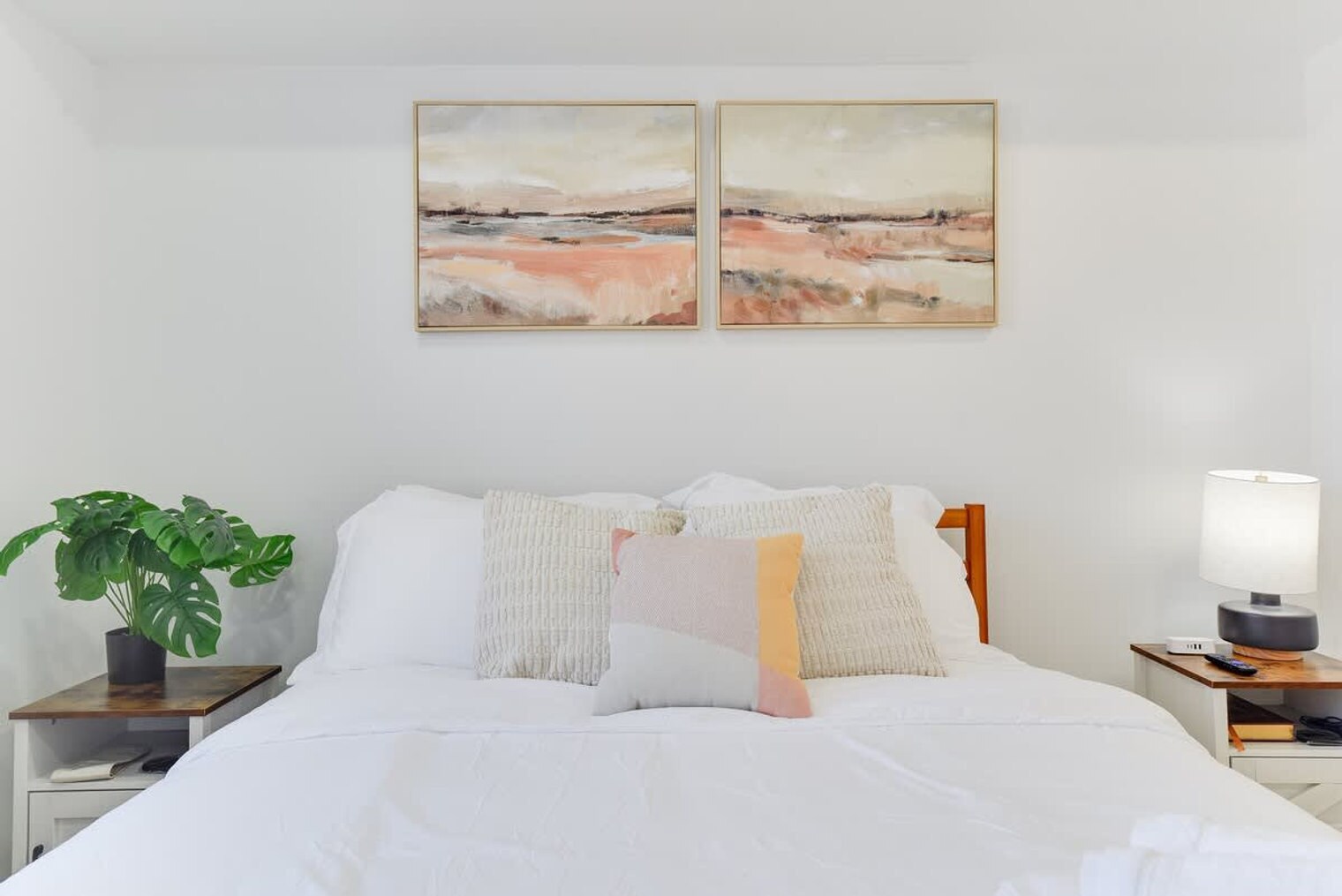 Building Photo - 1255 Raum St NE