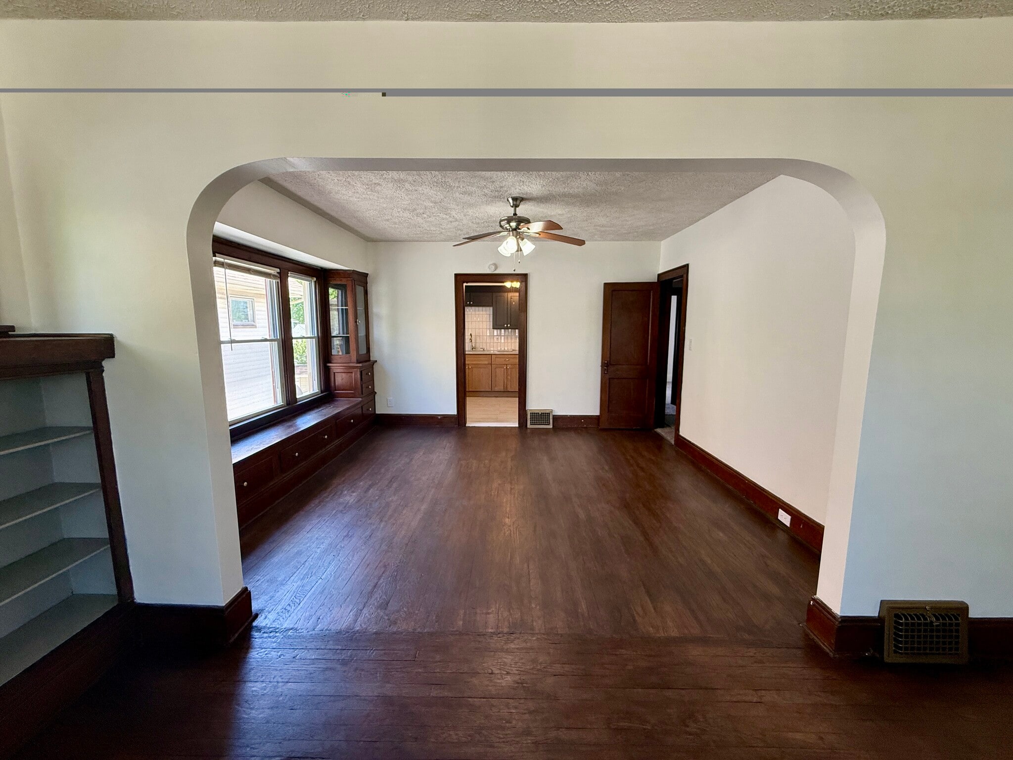 Building Photo - 11521 Florian Ave
