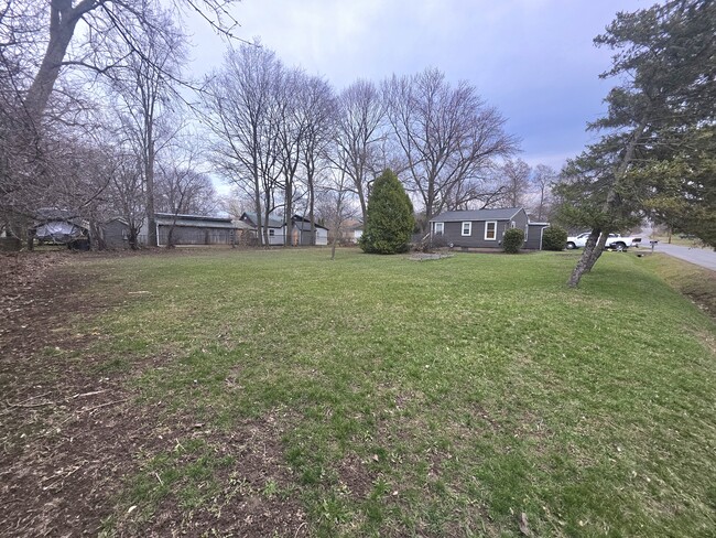 Building Photo - 4582 Maiden Ln