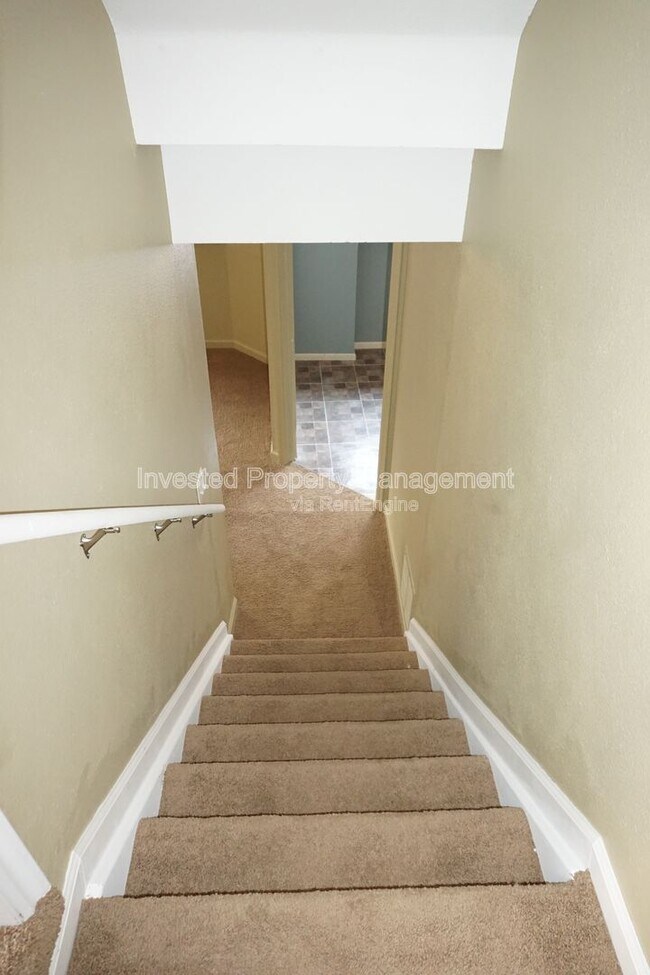 Building Photo - 9847 Sydney Ln