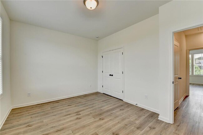 Building Photo - 430 Argosy Pk Cir