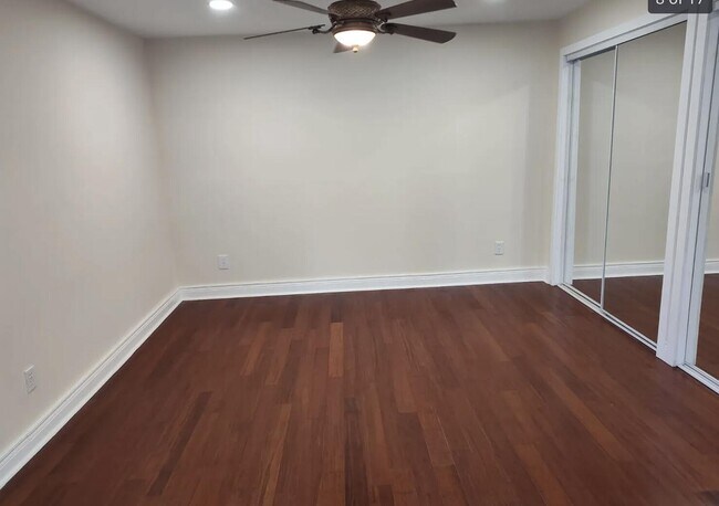 Building Photo - 3642 Gulfstream Rd