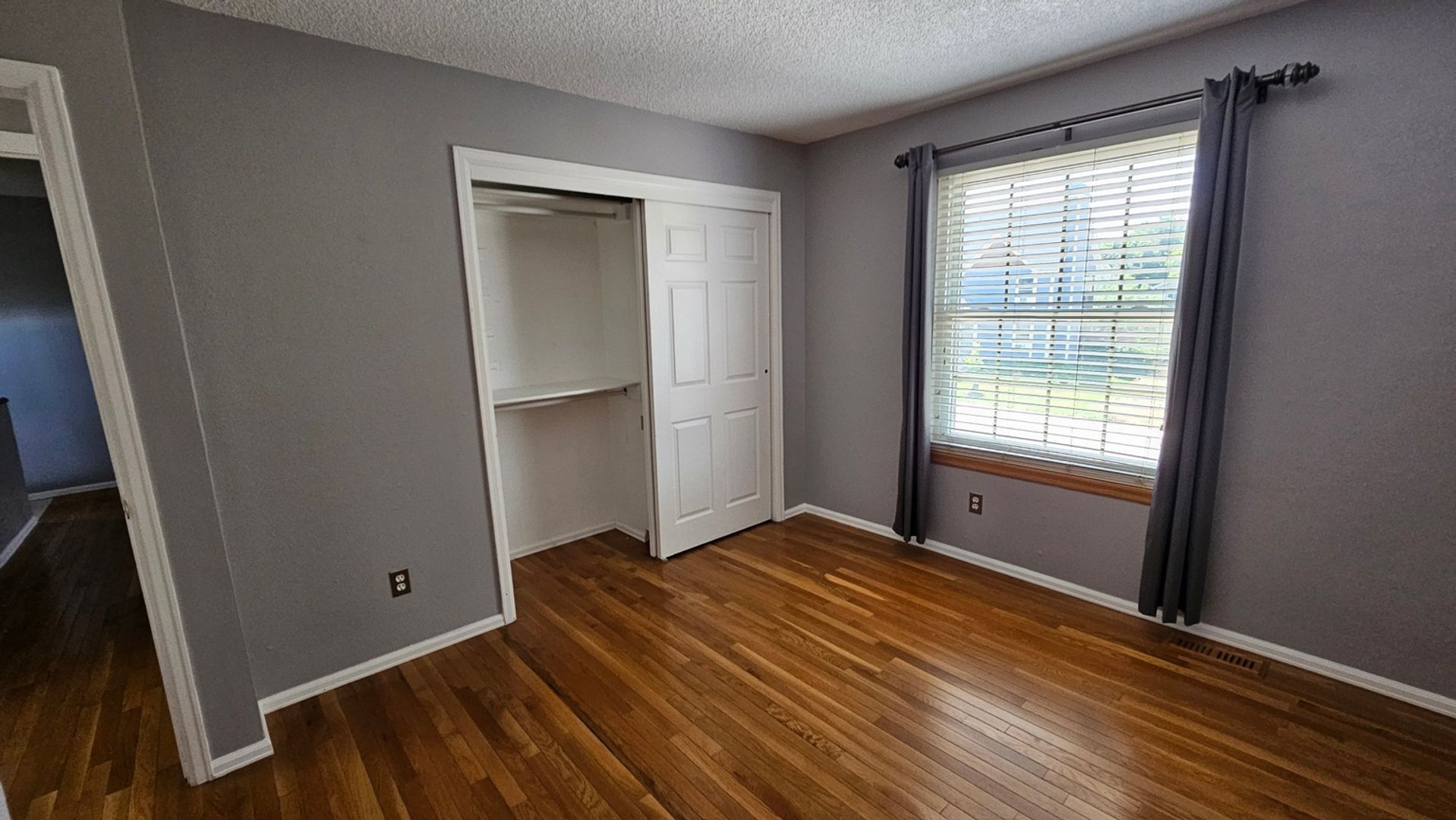 Building Photo - 17703 E Bellewood Dr