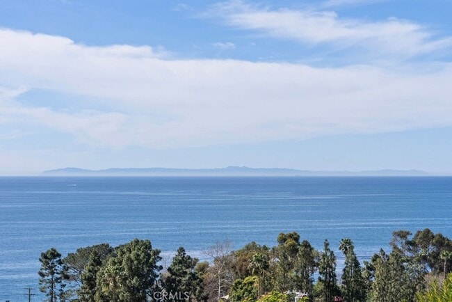 Building Photo - 21751 Ocean Vista Dr