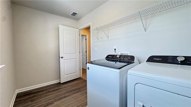 Building Photo - 30 Bur Oak Blvd