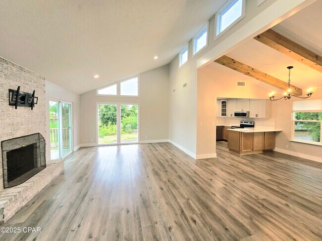 Building Photo - 7248 Shady Dr