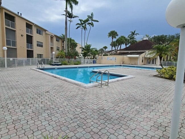 Building Photo - 15340 SW 106th Terrace