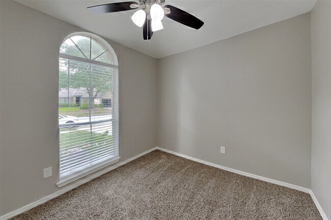 Building Photo - 9119 Newkay Ln