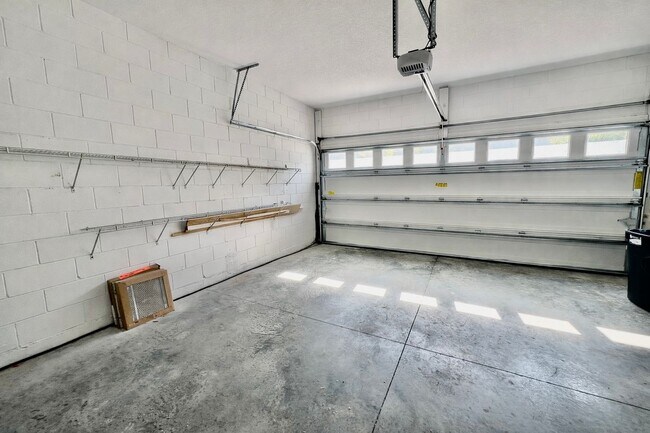 Building Photo - 3749 Brighton Park Cir
