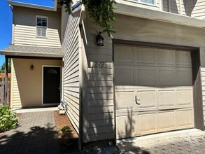 Building Photo - 10398 - Lydia Court Duplex