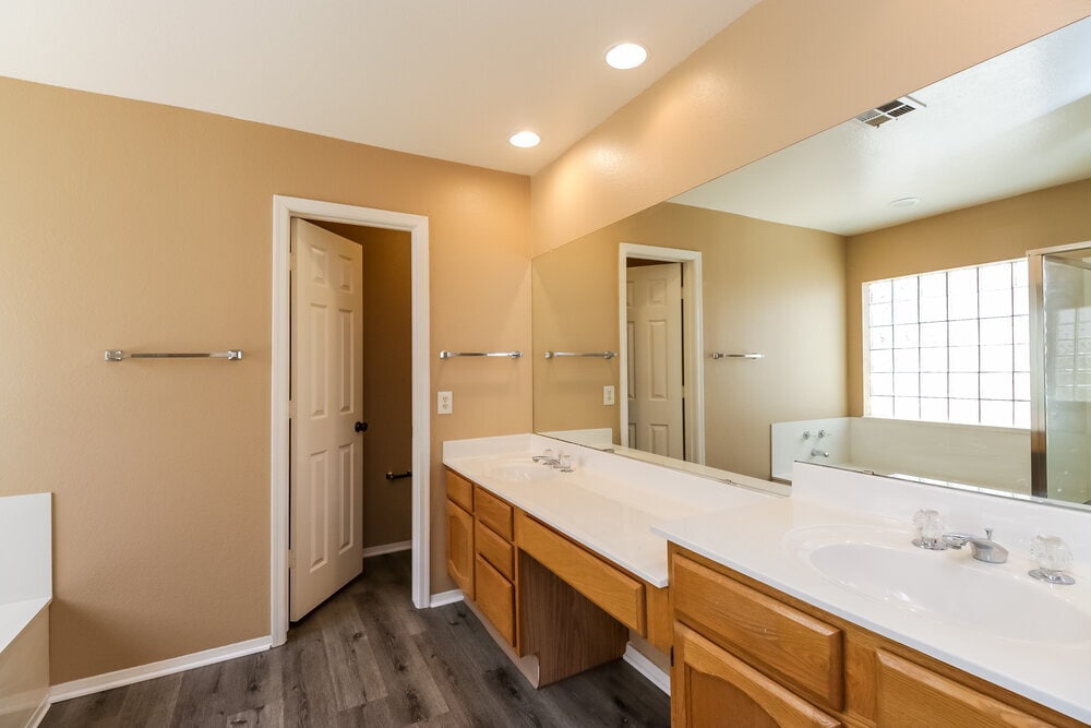 Building Photo - 23837 N 41st Ave