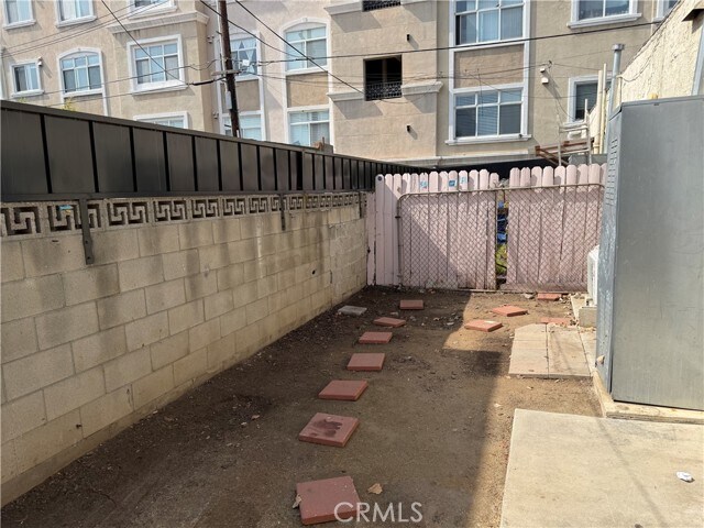 Building Photo - 408 W Woodward Ave