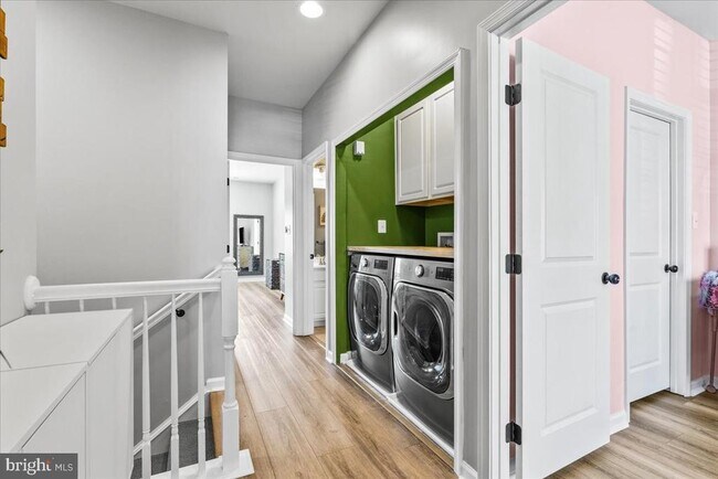 Building Photo - 4532 Tinder Box Cir