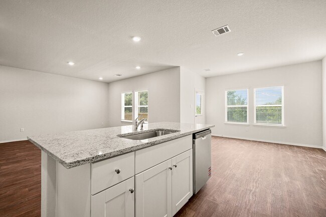 Building Photo - BRAND NEW HOUSE LOCATED IN RIVERSTONE AT WESTPOINTE SAN ANTONIO TX 78253