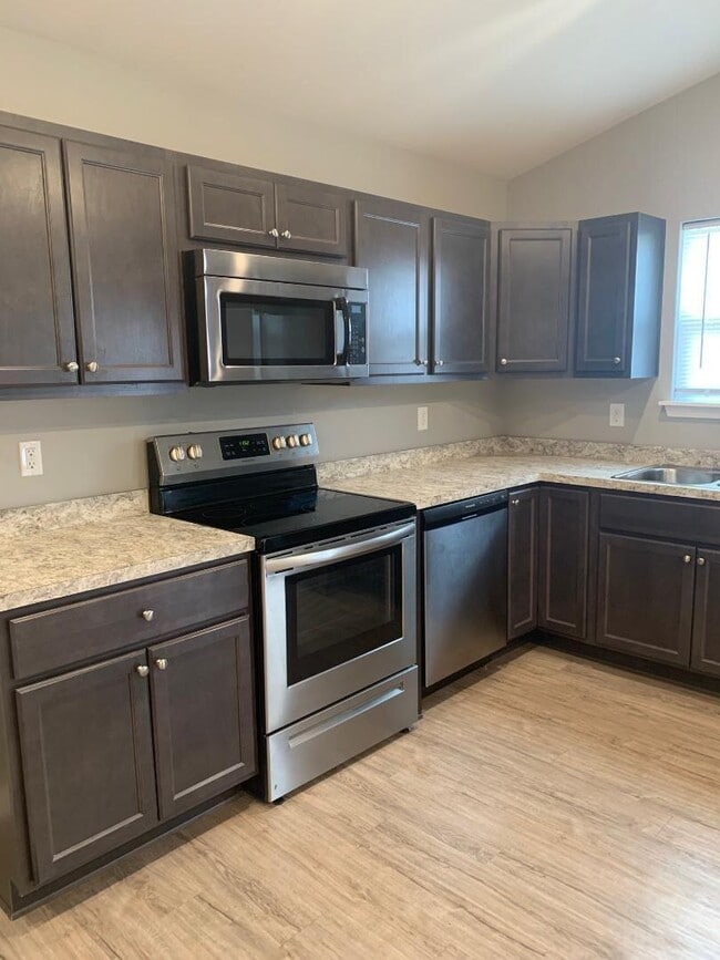 Building Photo - 2621 Hailey Rose Way