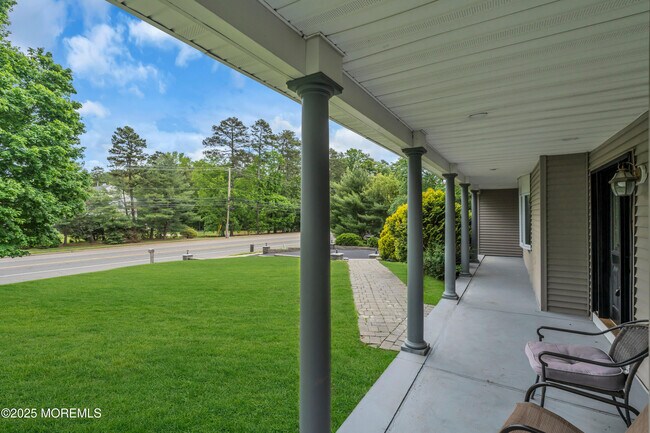 Building Photo - 352 Leesville Rd