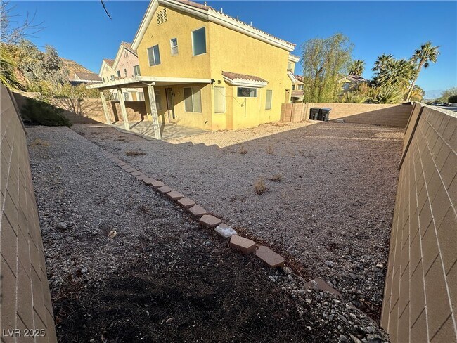 Building Photo - 161 Lenape Heights Ave