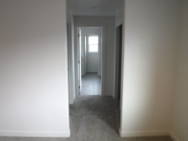 Building Photo - Beautiful newer 4 bed 3 bath home located HWY 55 in Horseshoe Bend.