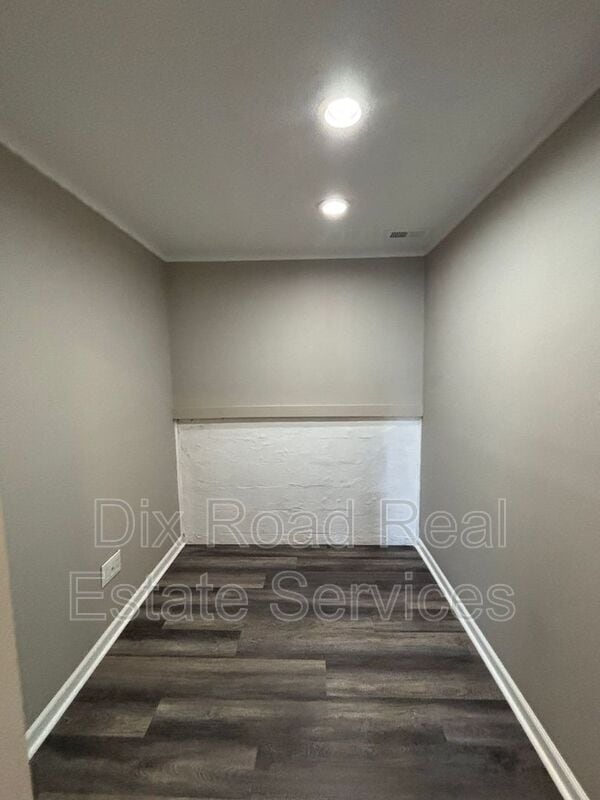 Building Photo - 2351 Wienburg Dr