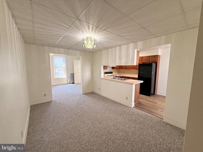 Building Photo - 49 S Fourth St