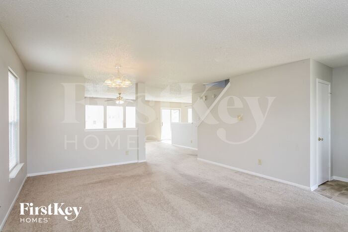 Building Photo - 6827 W Littleton Dr