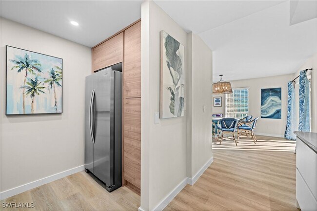 Building Photo - 208 Bobolink Way