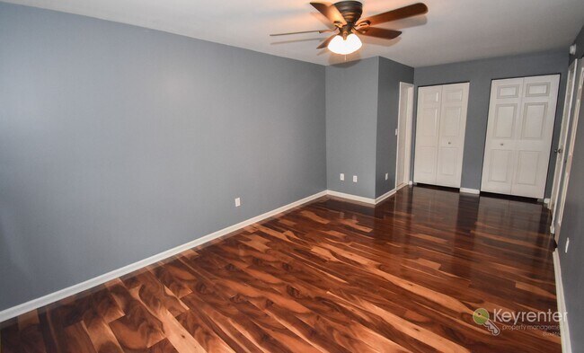 Building Photo - Spacious 2-Bed, 2-Bath Condo in Mill Ridge Community