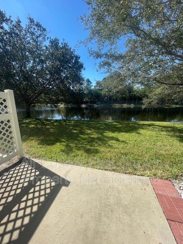 Building Photo - 13056 Thoroughbred Loop