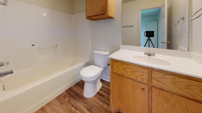 Building Photo - 3613 Elaine Dr