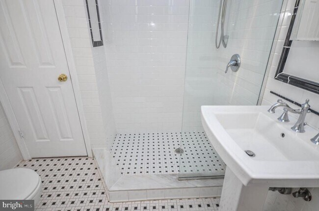 Building Photo - 7205 46th St