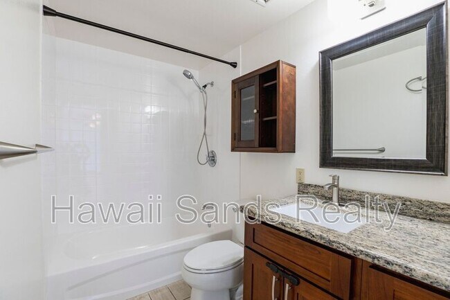 Building Photo - 94-302 Paiwa St.