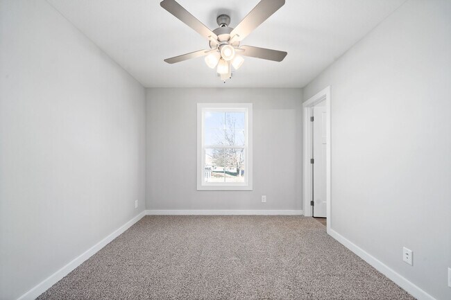 Building Photo - 341 Honeycomb Ct