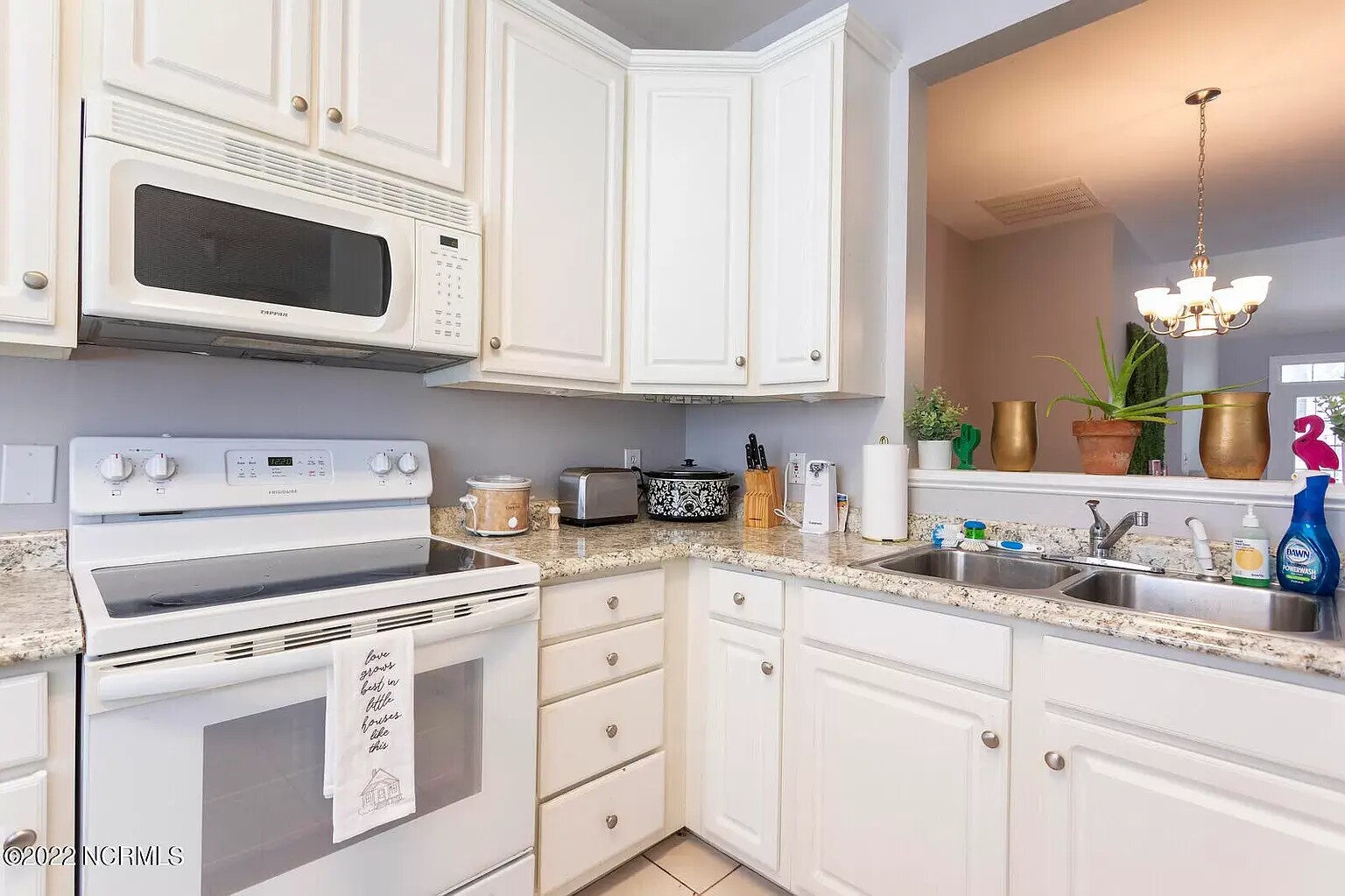 Building Photo - 5006 Carleton Dr