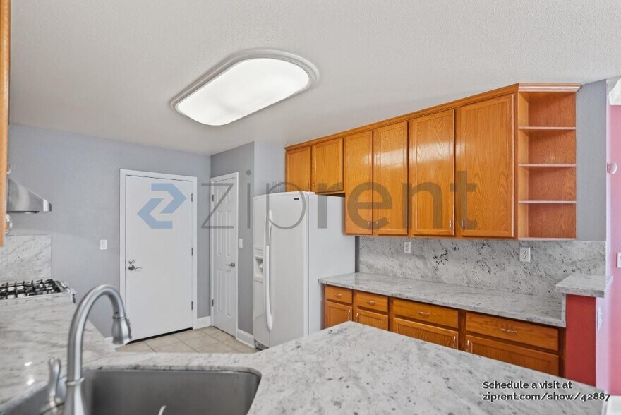 Building Photo - 350 Sutterwind Dr
