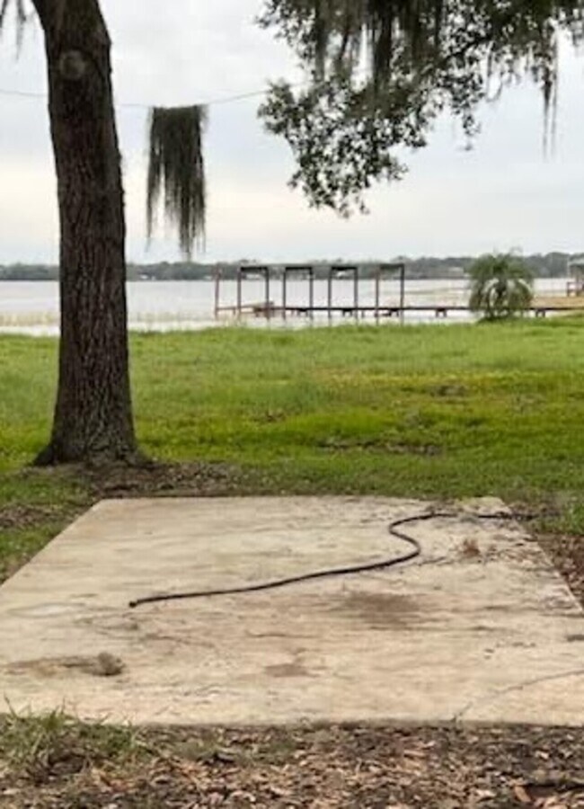 Sunrise at the Lake MH/RV Park LLC 20 Graner Dr Frostproof FL 33843