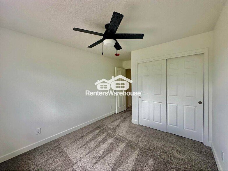 Building Photo - 2105 Willis Ave