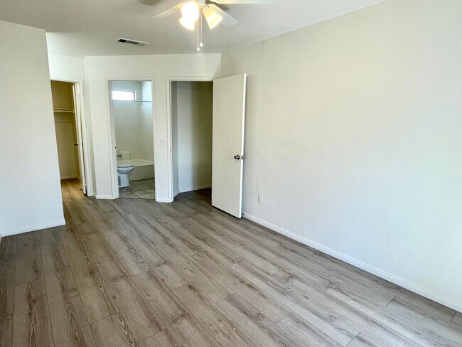 Building Photo - 69603 Heather Way