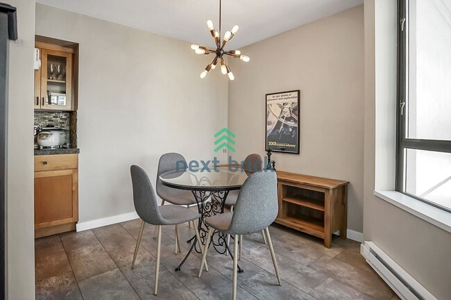 Building Photo - 1 BED & 1 BATH CONDO FOR RENT