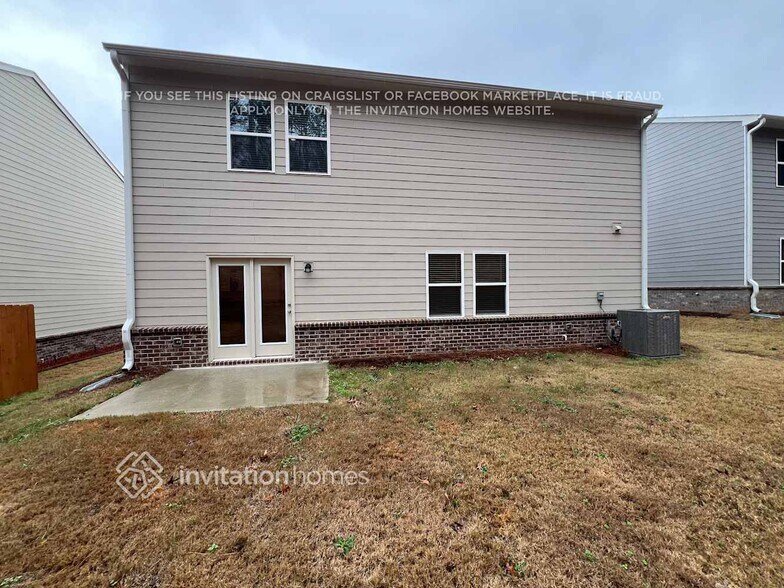 Building Photo - 7381 Cranleigh St